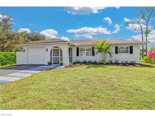 250 Willowick DR , NAPLES, FL 34110