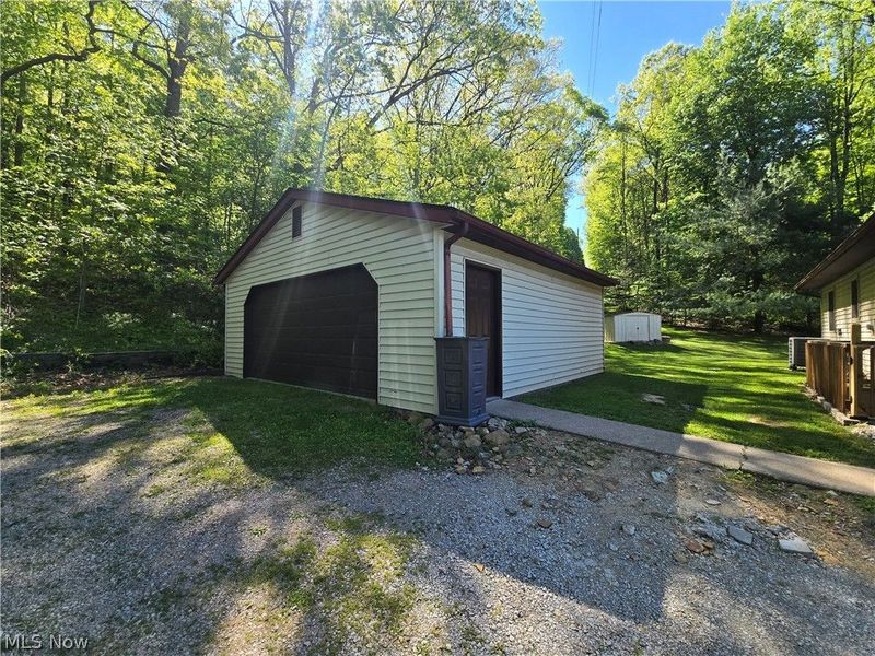 10660 Blackrun Road, Frazeysburg, OH 43822 Photo 21