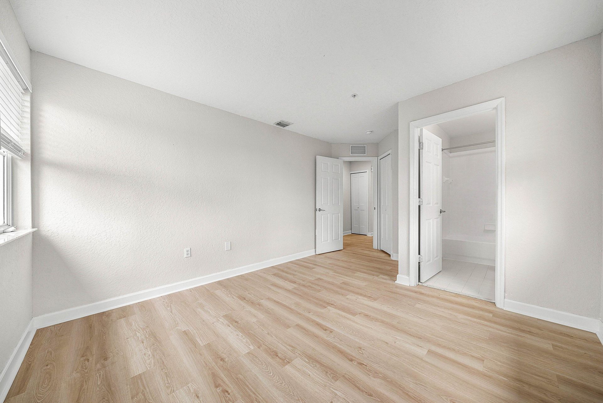 1008 SW Shoma Drive, Unit 394, Royal Palm Beach, FL 33414 Photo