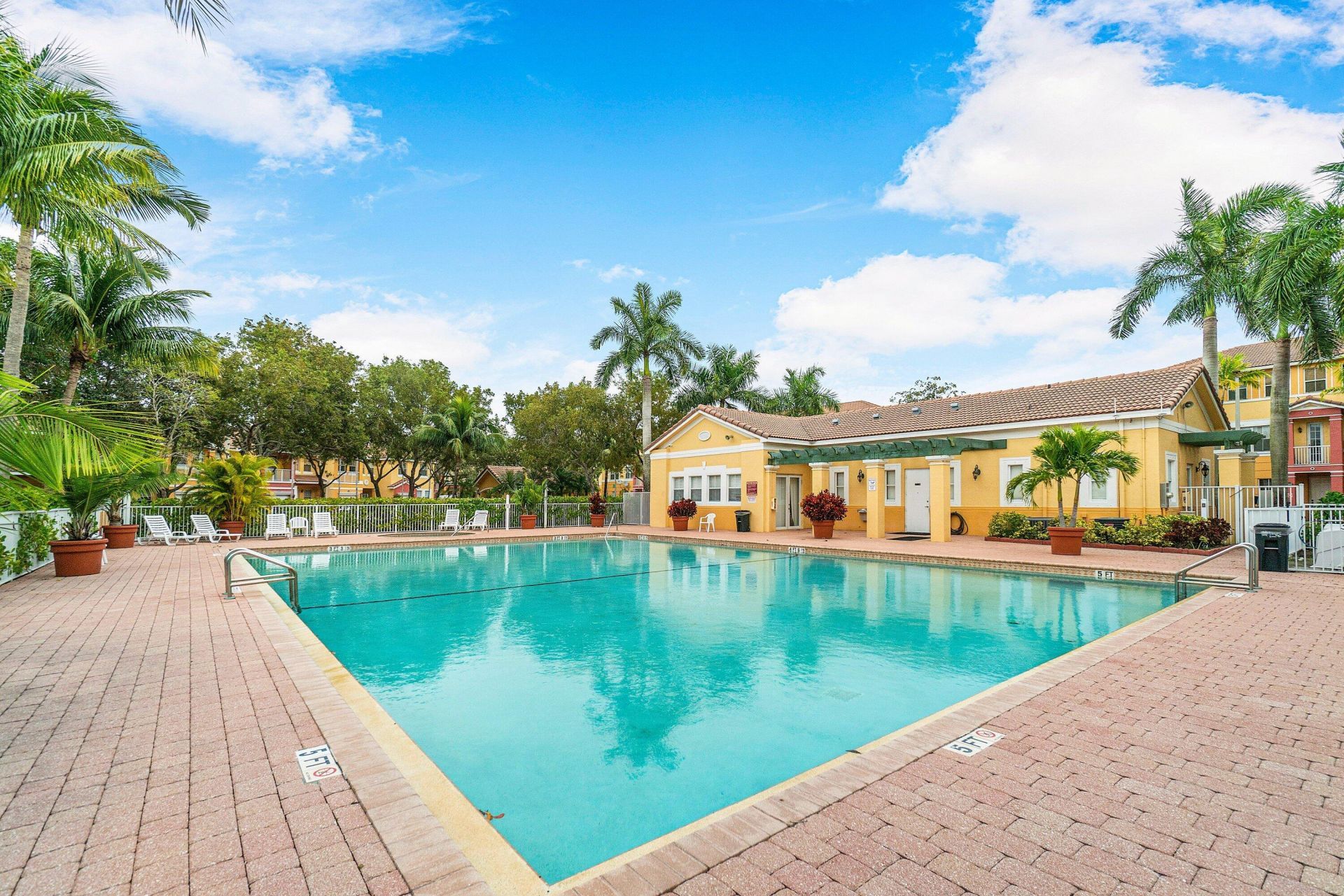 1008 SW Shoma Drive, Unit 394, Royal Palm Beach, FL 33414 Photo