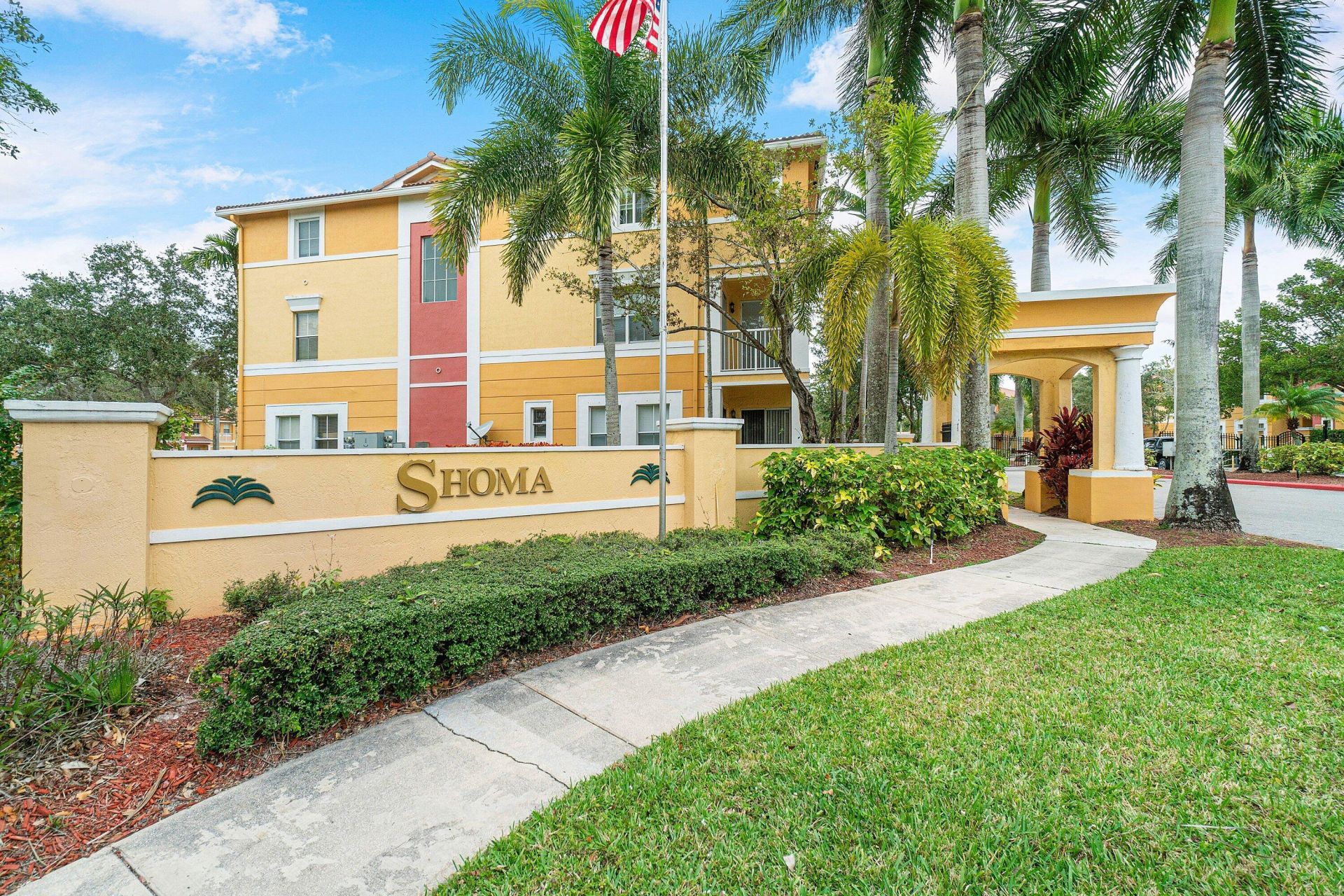 1008 SW Shoma Drive, Unit 394, Royal Palm Beach, FL 33414 Photo