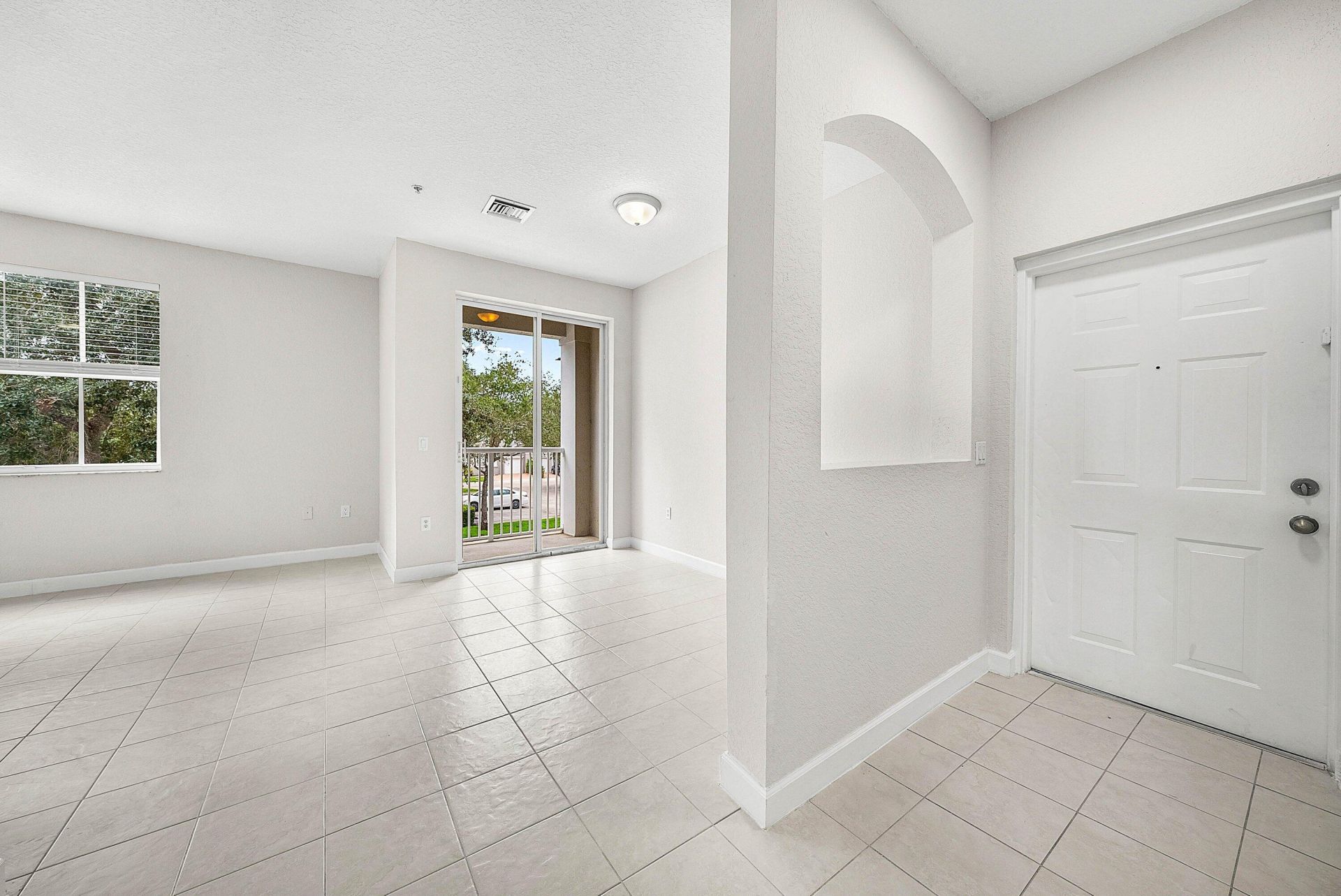 1008 SW Shoma Drive, Unit 394, Royal Palm Beach, FL 33414 Photo