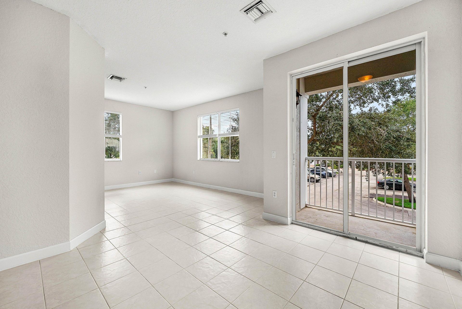 1008 SW Shoma Drive, Unit 394, Royal Palm Beach, FL 33414 Photo