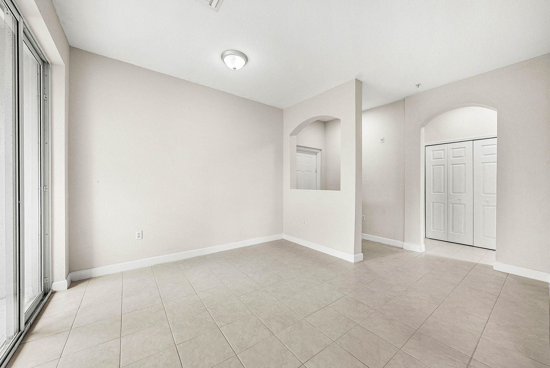 1008 SW Shoma Drive, Unit 394, Royal Palm Beach, FL 33414 Photo