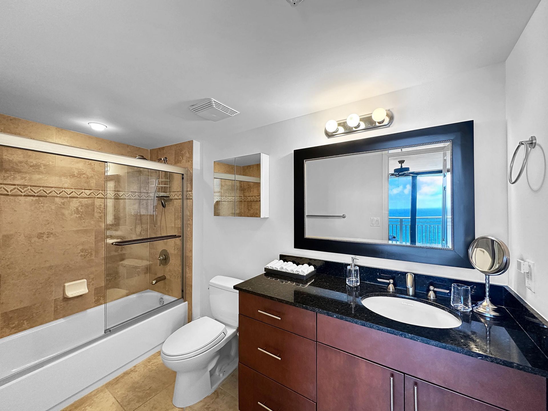 3000 N Ocean Drive, Unit 30-d, Singer Island, FL 33404 Photo