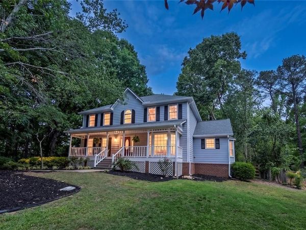2072 Signal Ridge Chase NW, Kennesaw, GA 30152