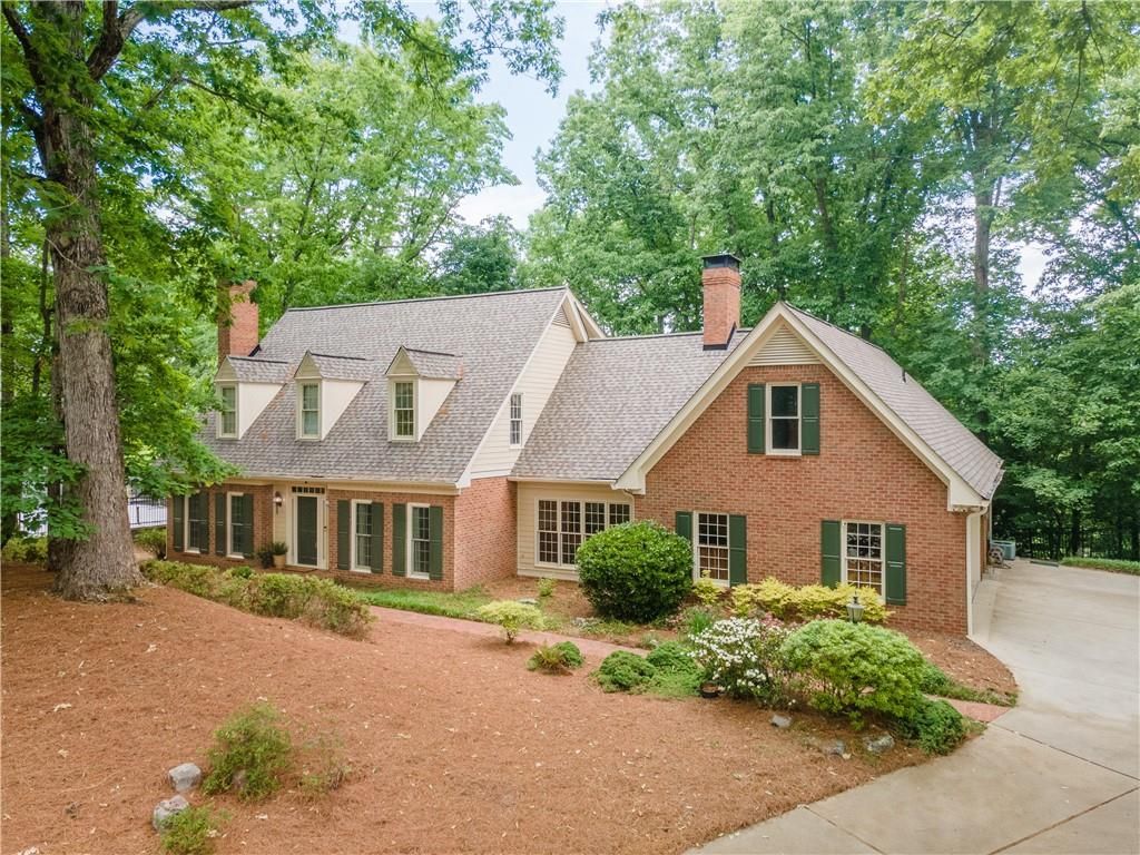 335 Cameron Ridge Drive, Atlanta, GA 30328 Main Photo