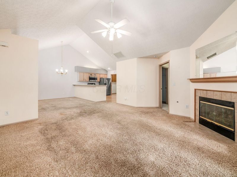 5805 Ravine Creek Drive, Grove City, OH 43123 Photo 11