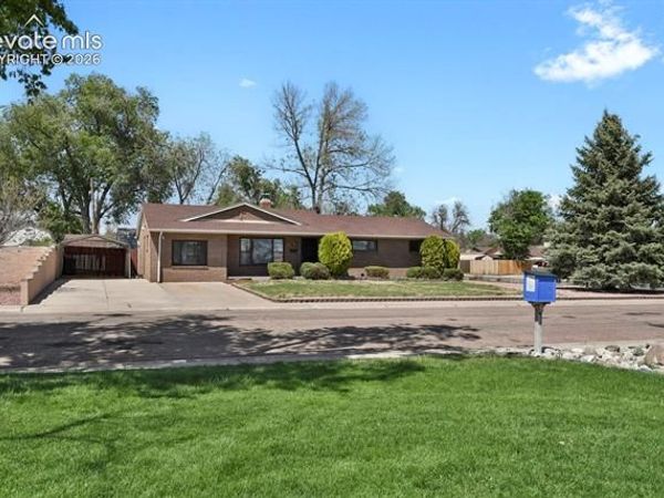 404 Esther Drive, Colorado Springs, CO 80911