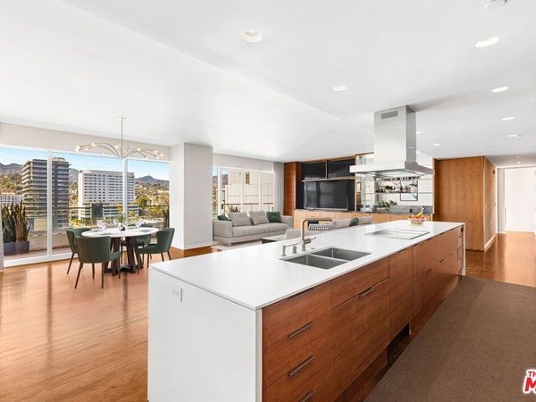 6250 Hollywood Boulevard, Unit 14D, Los Angeles, CA 90028