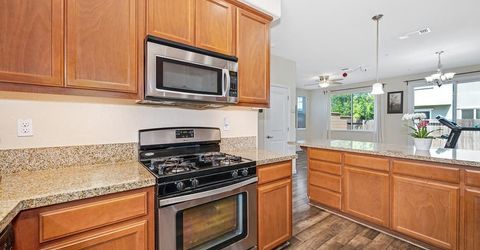 2498 Ben Ali Way, Sacramento, CA 95815 Photo