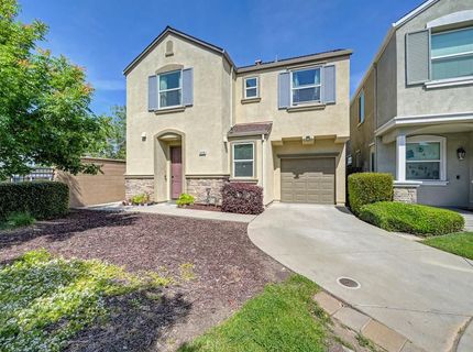 2498 Ben Ali Way, Sacramento, CA 95815 Photo
