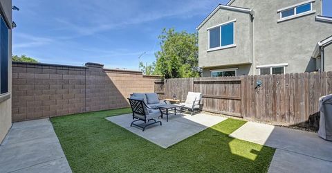 2498 Ben Ali Way, Sacramento, CA 95815 Photo