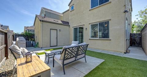 2498 Ben Ali Way, Sacramento, CA 95815 Photo