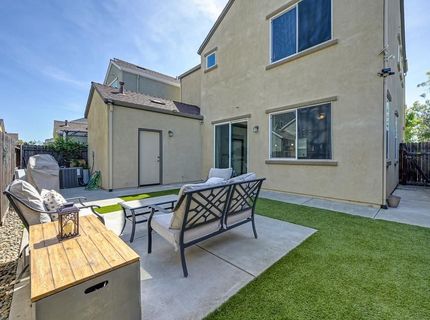 2498 Ben Ali Way, Sacramento, CA 95815 Photo