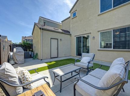 2498 Ben Ali Way, Sacramento, CA 95815 Photo