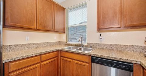 2498 Ben Ali Way, Sacramento, CA 95815 Photo