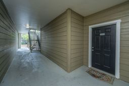 700 Daniel Ellis Dr. Drive photo 4