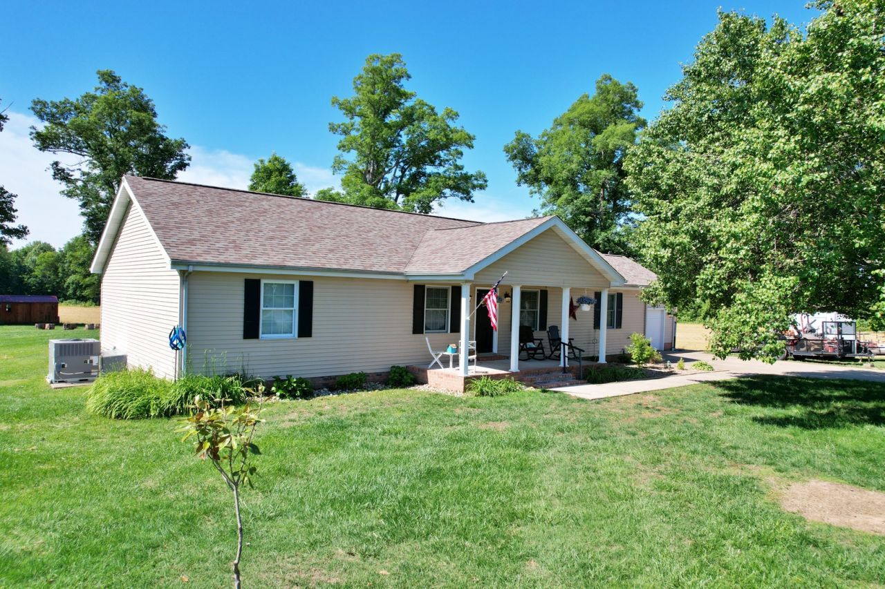 5012 Rosebud Road, Metropolis, IL 62960 Main Photo