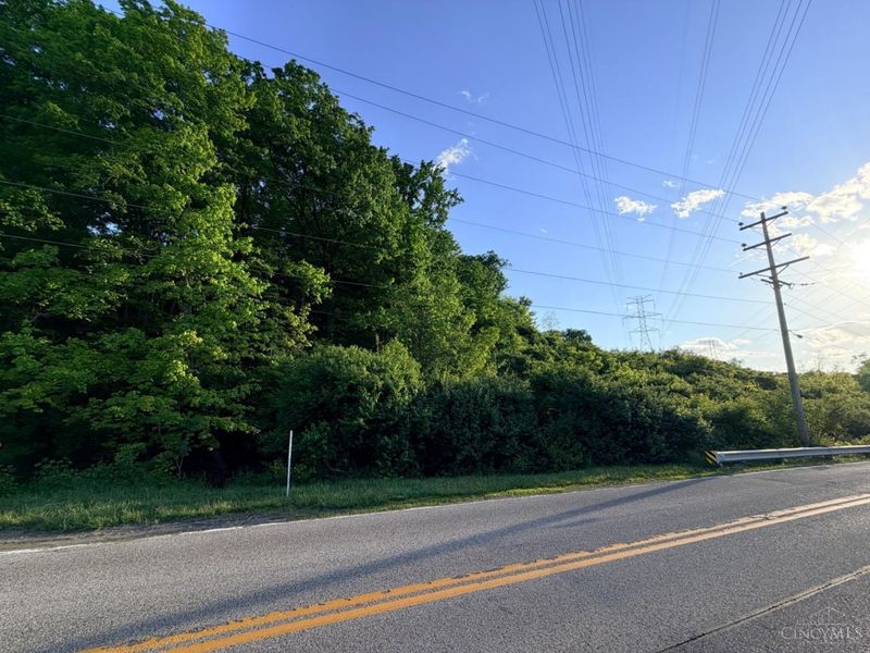 4302 Marcrest Drive, Cincinnati, OH 45211 Photo 18