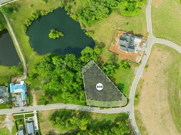 8229 Jolene Dr , College Grove, TN 37046