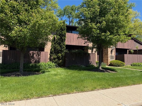 3249 Mayfield Road , Unit 13, Cleveland Heights, OH 44118