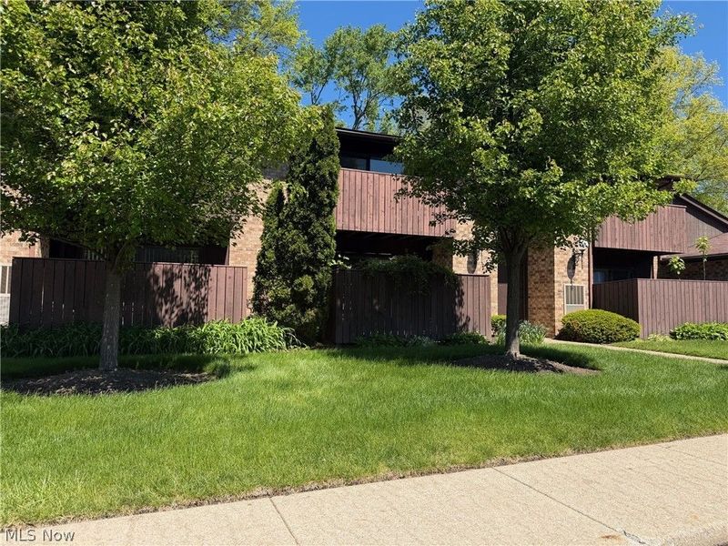 3249 Mayfield Road, Unit 13, Cleveland Heights, OH 44118 Photo 1