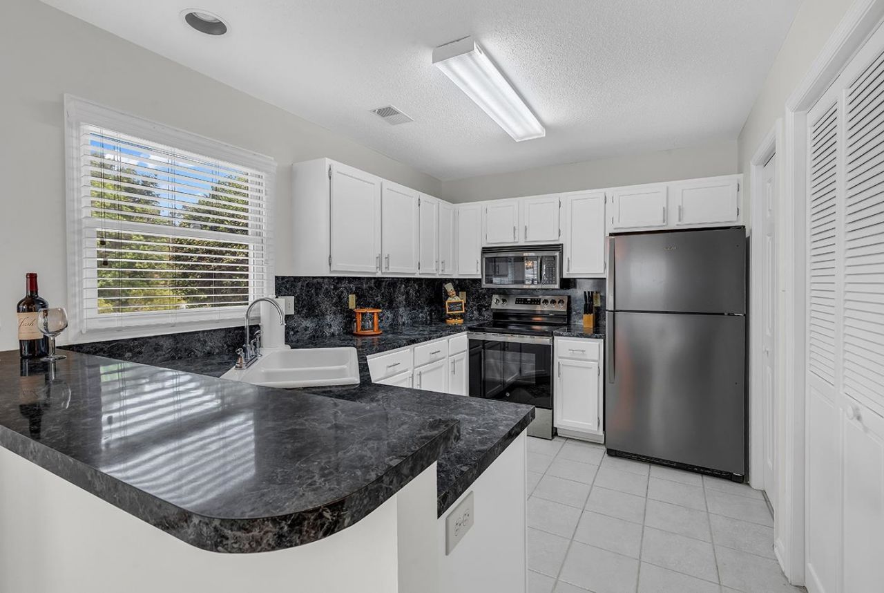 4540 Spyglass Dr. Photo 10