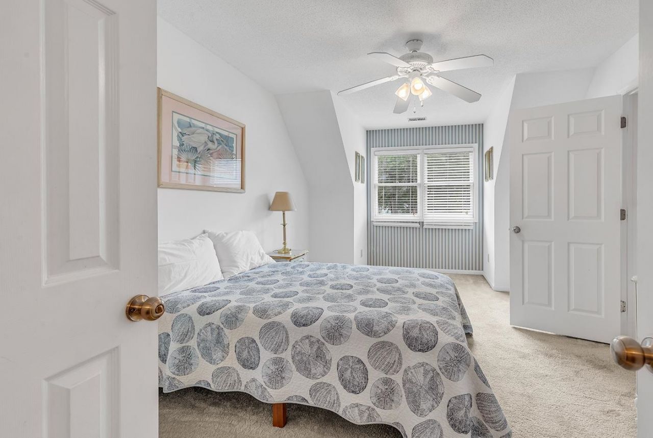 4540 Spyglass Dr. Photo 25