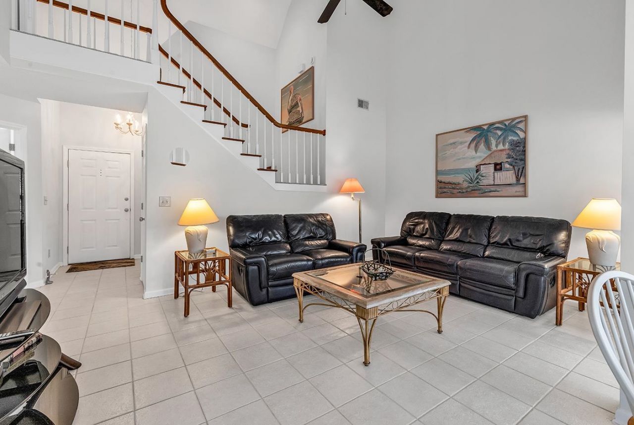 4540 Spyglass Dr. Photo 7