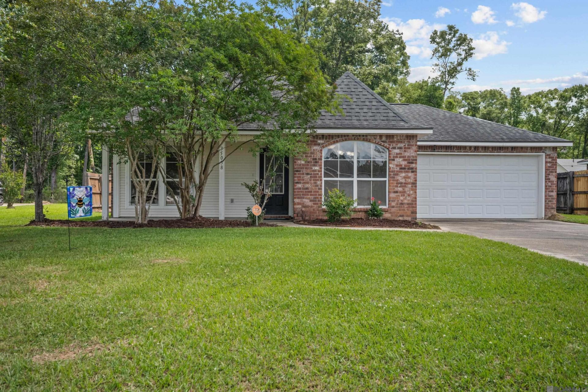 35038 Napoleon Dr, Denham Springs, LA 70706 Main Photo