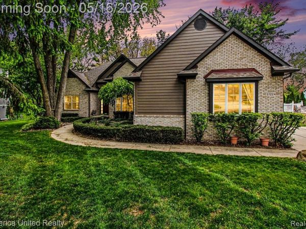 57224 Hidden Timbers Drive, Lyon Twp, MI 48178