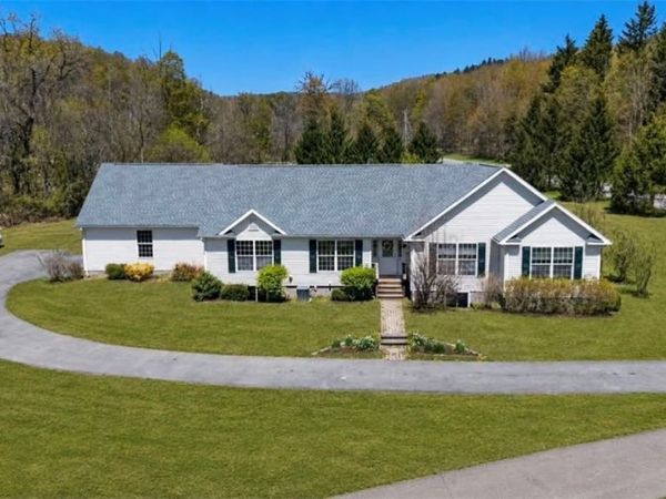 8628 Garlinghouse Road, Naples, NY 14512