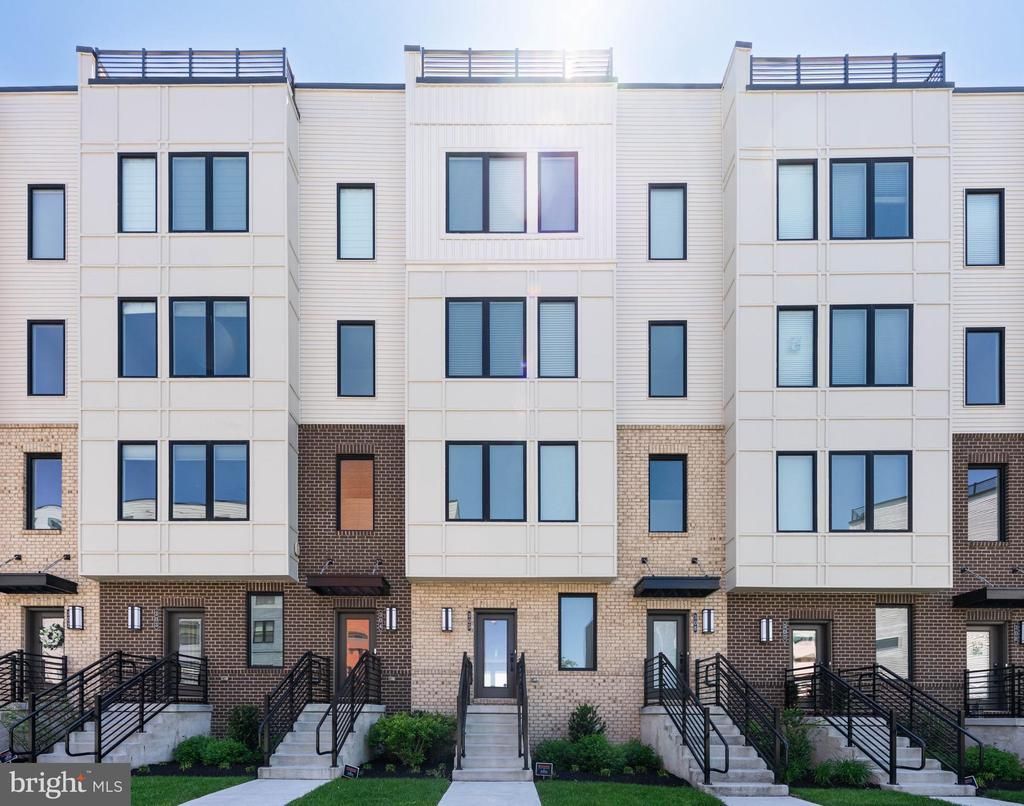 305 MANION ALLEY, KING OF PRUSSIA, PA 19406