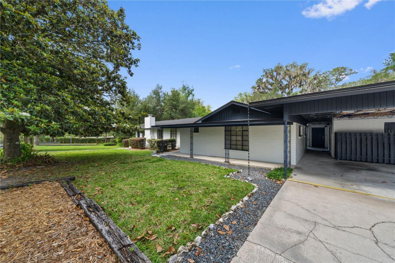 2002 NW 11th Road , Gainesville, FL 32605 Photo