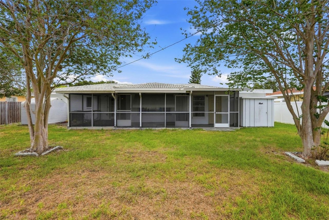 11422 62nd Avenue, Seminole, FL 33772 Photo