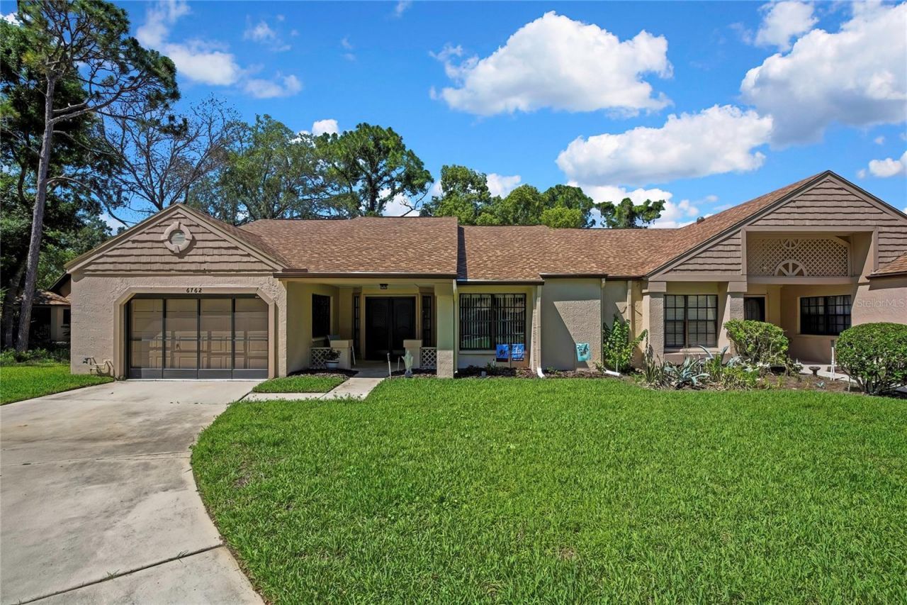 6762 Pearleaf Court, Spring Hill, FL 34606 Photo