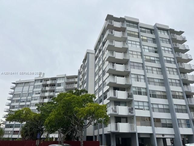 1200 NE Miami Gardens Dr , Unit 912W, Miami, FL 33179 Photo
