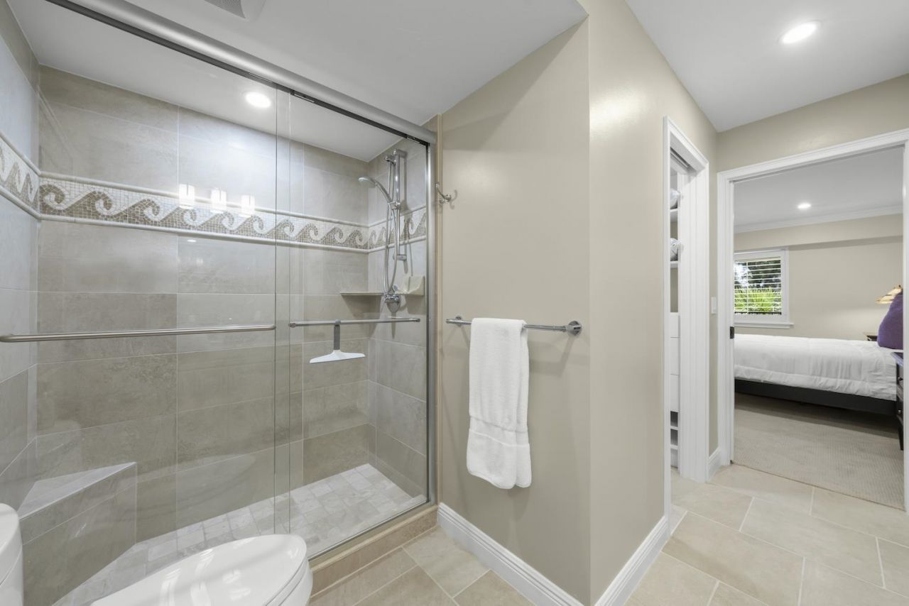 2721 W Gulf Dr, Unit 205, Sanibel, FL 33957 Photo