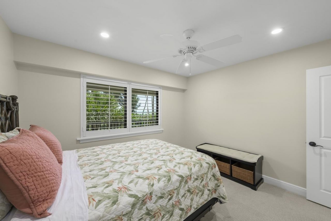 2721 W Gulf Dr, Unit 205, Sanibel, FL 33957 Photo