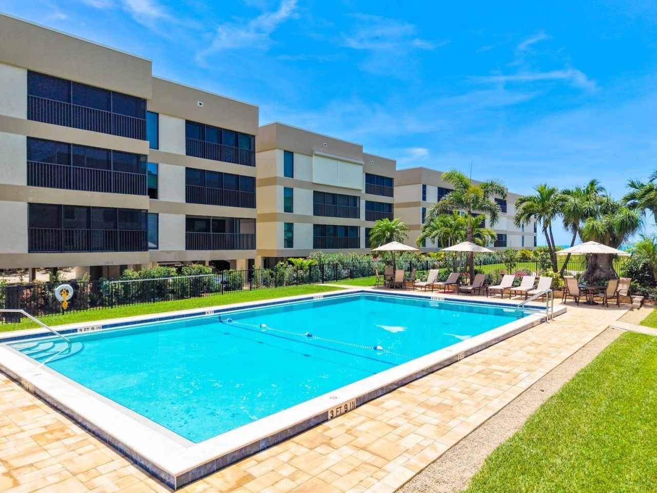 2721 W Gulf Dr, Unit 205, Sanibel, FL 33957 Photo