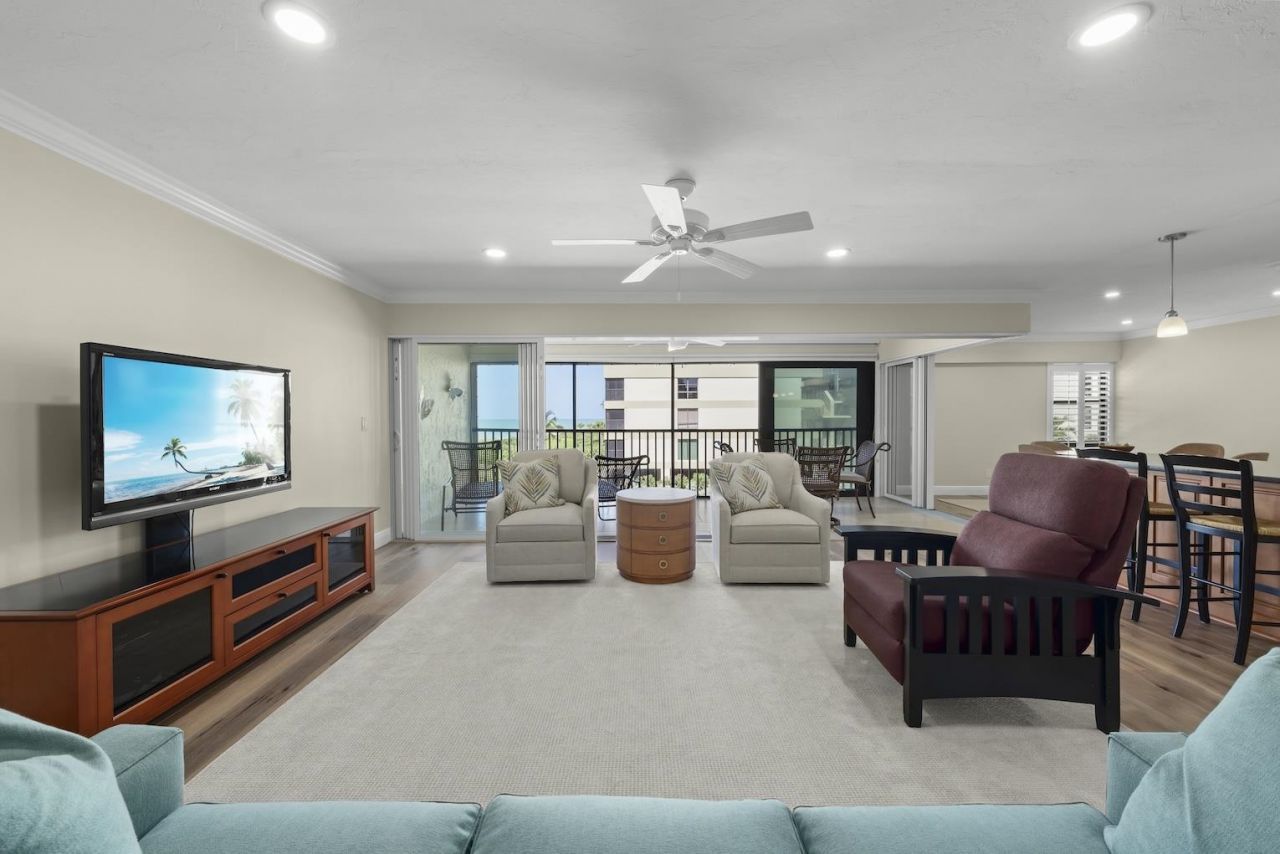 2721 W Gulf Dr, Unit 205, Sanibel, FL 33957 Photo