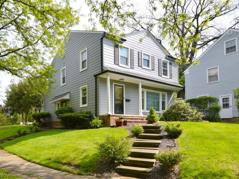 17407 Lomond Boulevard, Shaker Heights, OH 44120 Photo 2