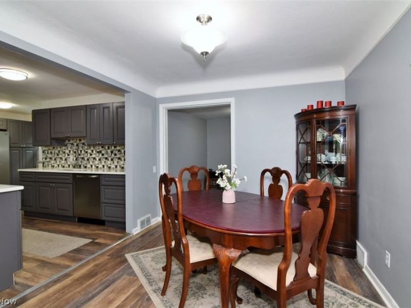 17407 Lomond Boulevard, Shaker Heights, OH 44120 Photo 8