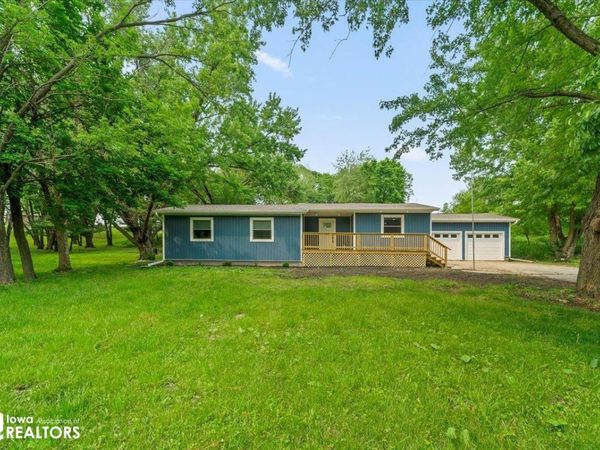 11698 S33 Highway, Iowa Falls, IA 50126