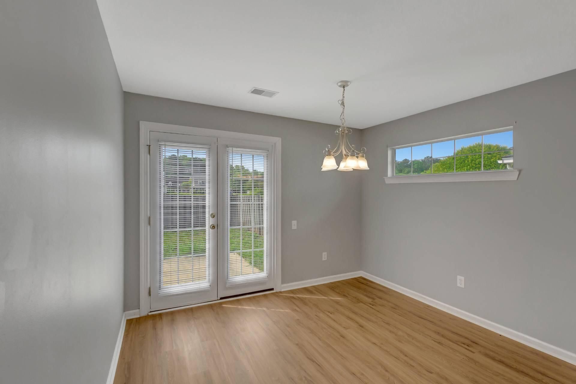 4834 Habersham Lane Photo 11