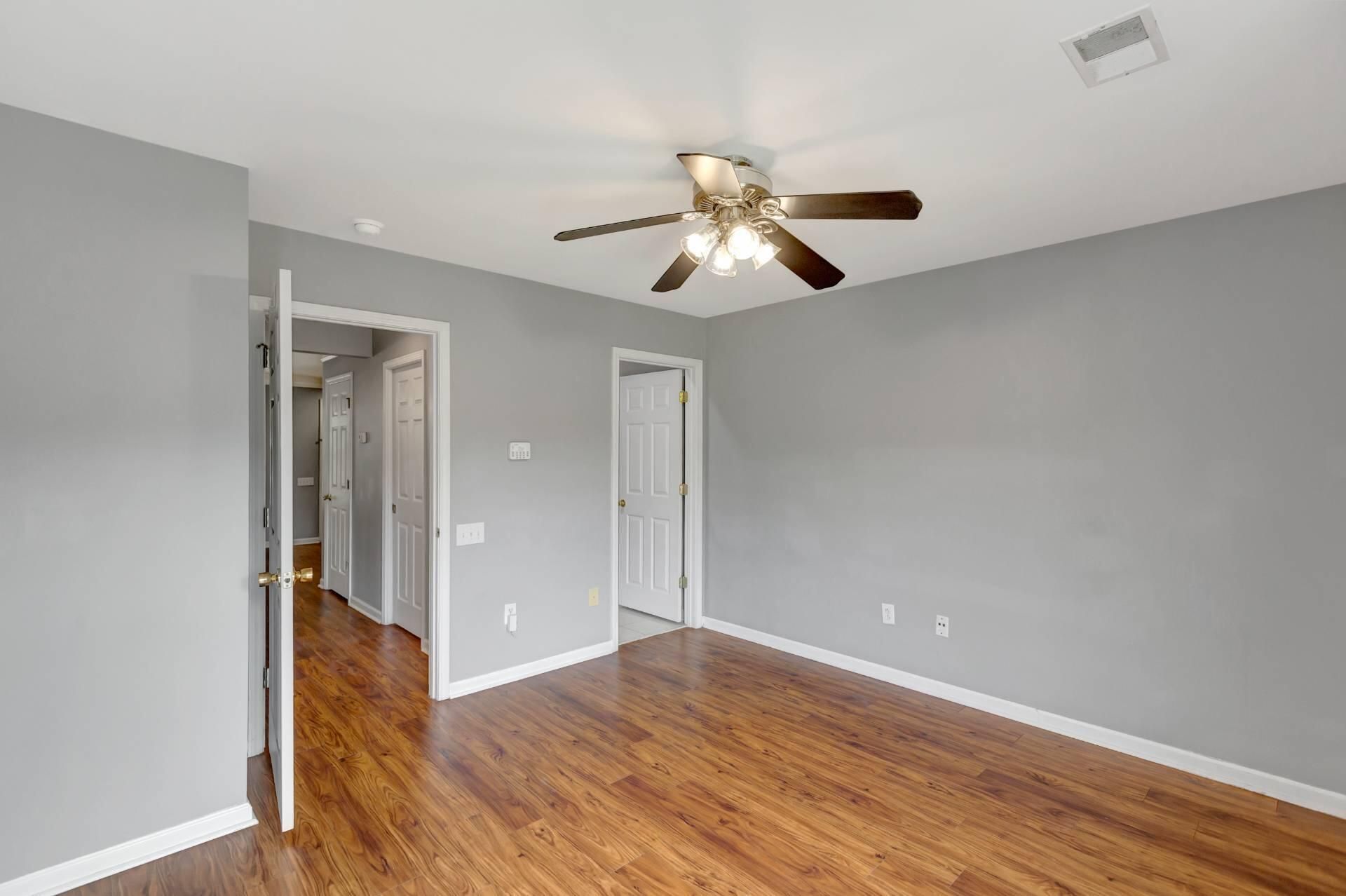 4834 Habersham Lane Photo 15
