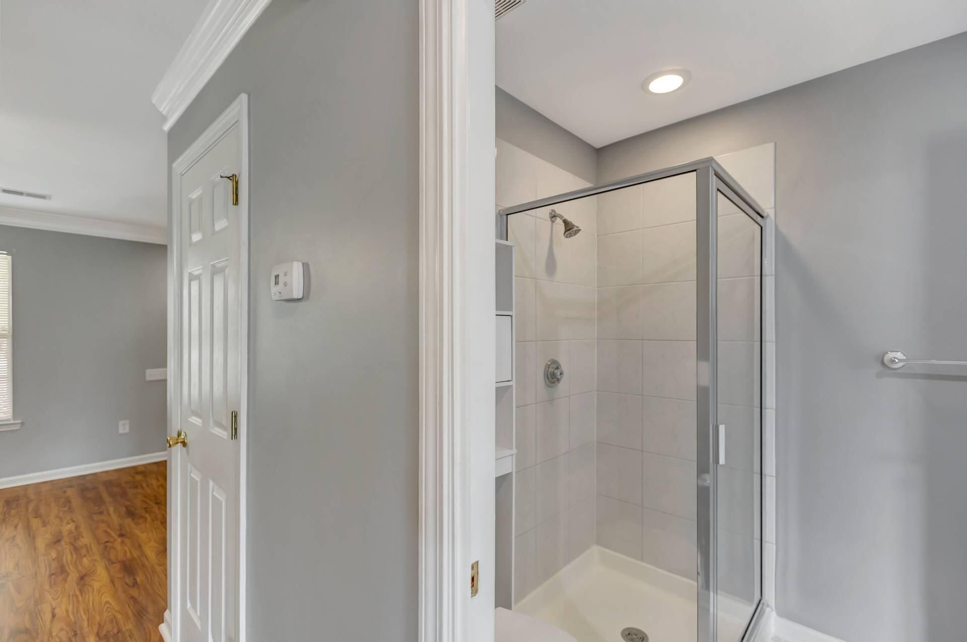 4834 Habersham Lane Photo 17