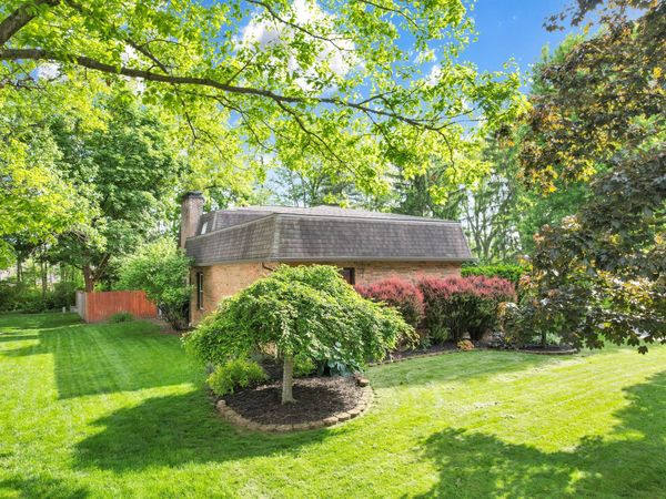 185 Kensington Drive, Delaware, OH 43015