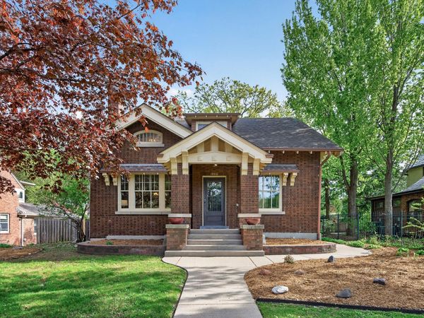 1866 Summit Avenue, Saint Paul, MN 55105